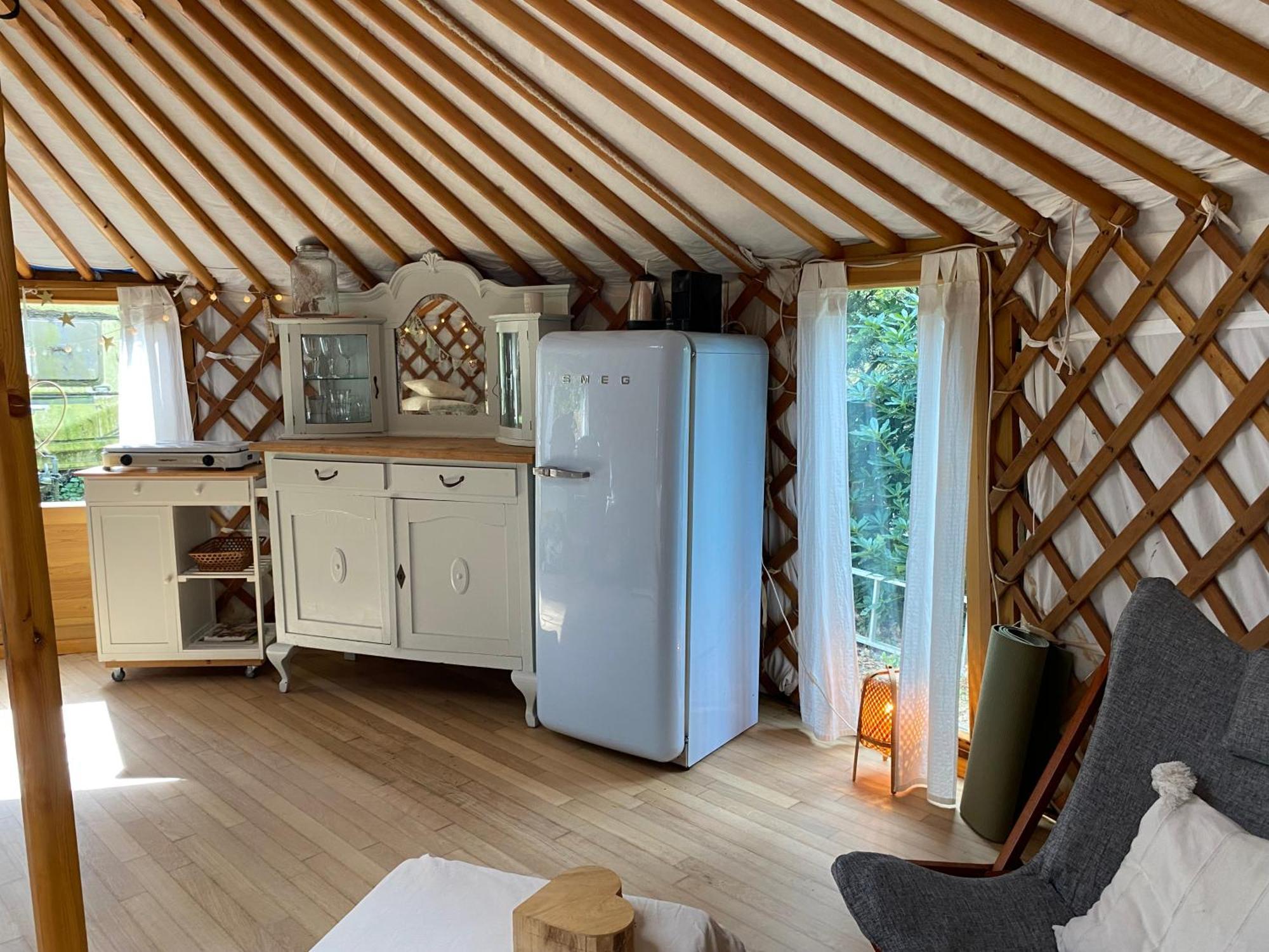 Ons Yurt Huisje In Het Bos Hollandsche Rading Buitenkant foto